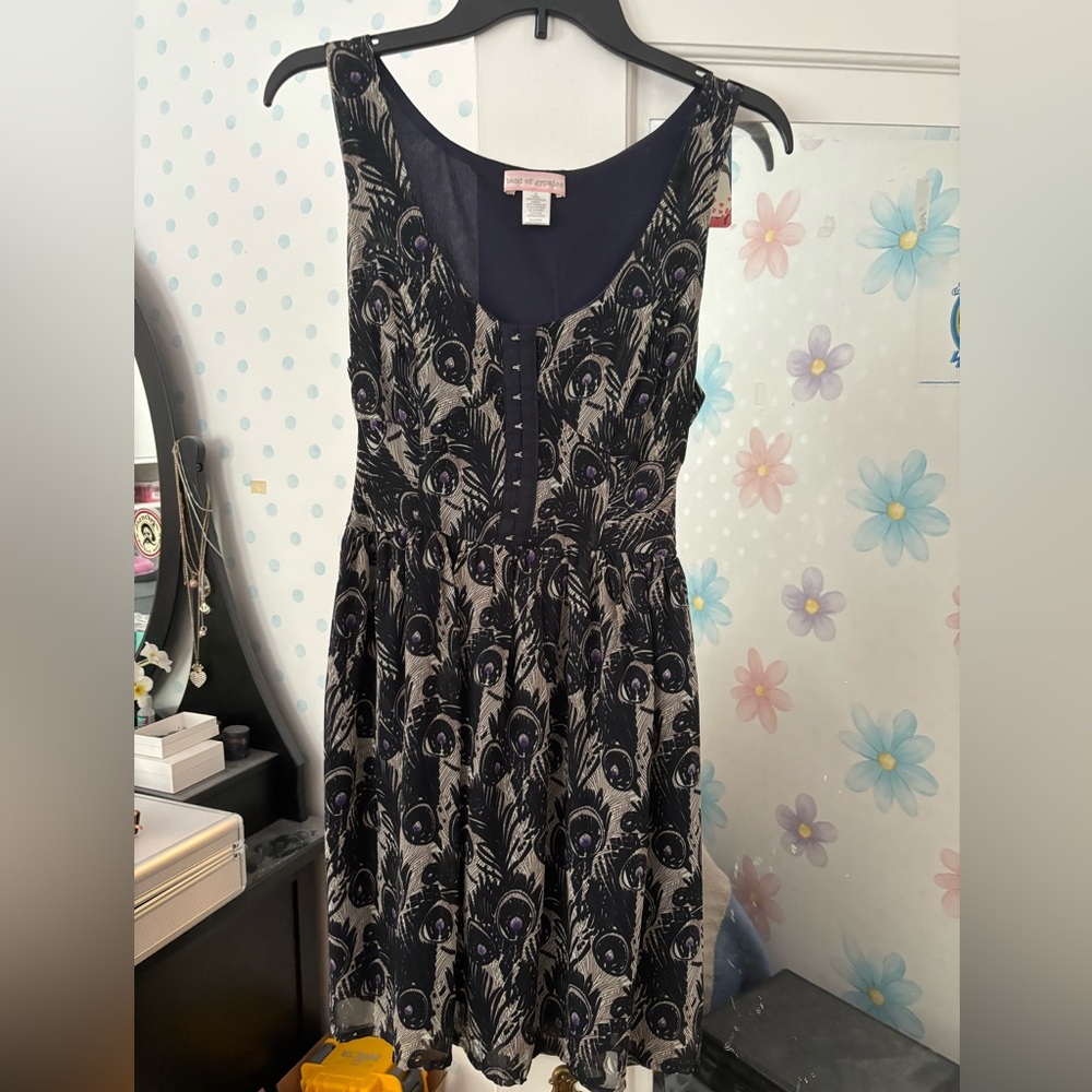 Spring dress size M - great condition.
